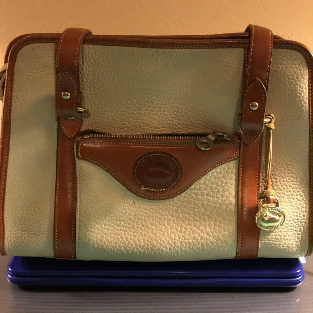 Vintage Dooney and Bourke shoulder bag